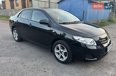 Седан Toyota Corolla 2009 в 
