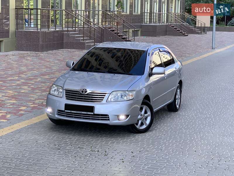 Седан Toyota Corolla 2006 в 