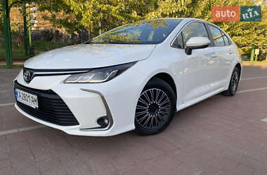 Седан Toyota Corolla 2020 в 