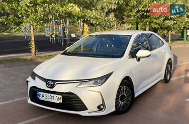 Седан Toyota Corolla 2020 в 