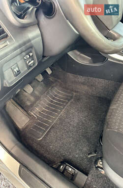 Седан Toyota Corolla 2010 в 