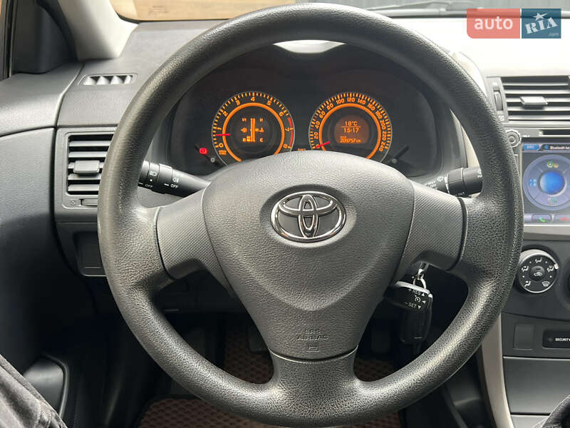 Седан Toyota Corolla 2008 в Черкассах