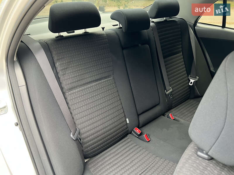 Седан Toyota Corolla 2008 в Черкассах