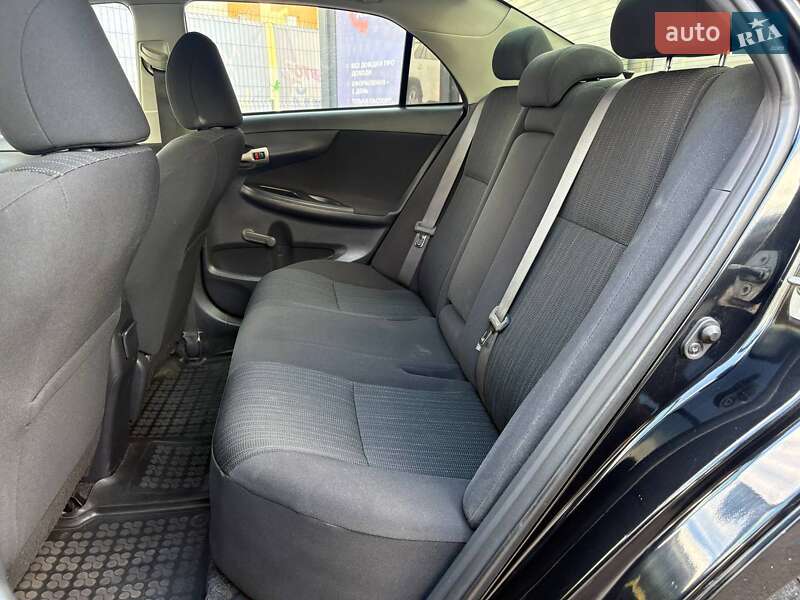 Седан Toyota Corolla 2007 в Виннице