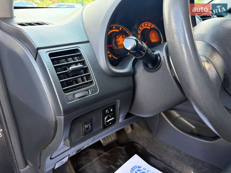 Седан Toyota Corolla 2007 в Виннице