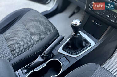 Седан Toyota Corolla 2014 в 