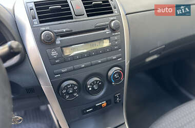 Седан Toyota Corolla 2009 в 