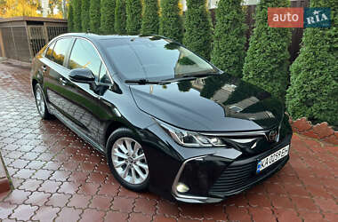 Седан Toyota Corolla 2019 в 