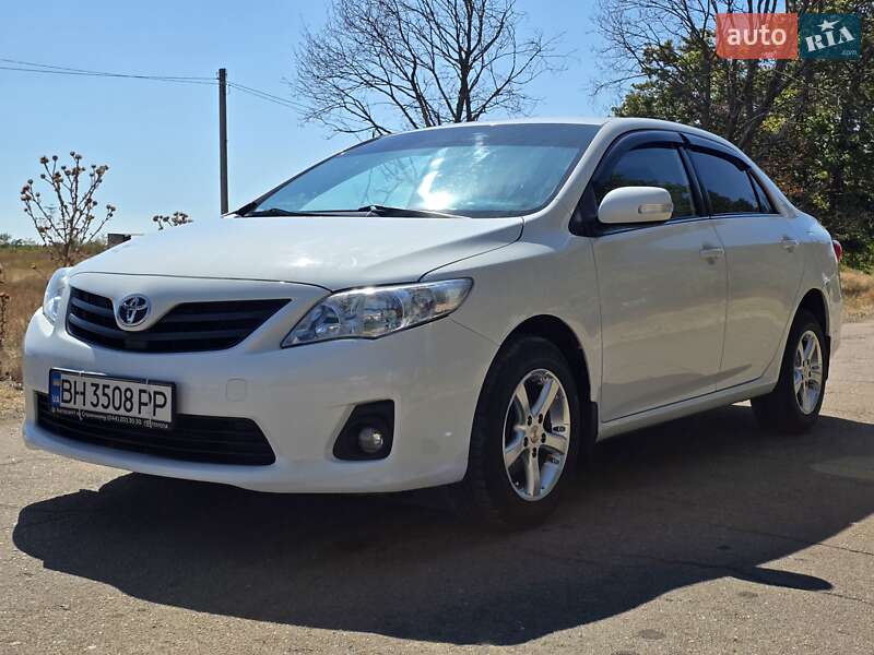 Седан Toyota Corolla 2012 в Одессе