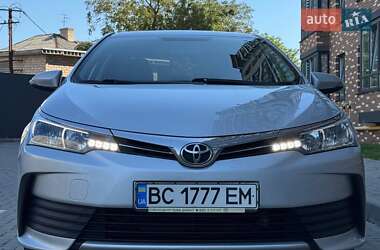 Седан Toyota Corolla 2016 в Житомирі