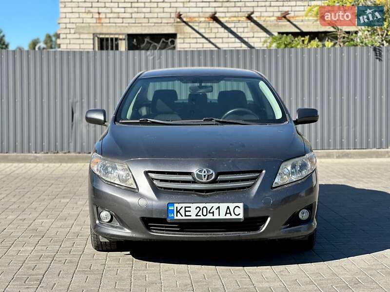 Седан Toyota Corolla 2007 в Днепре