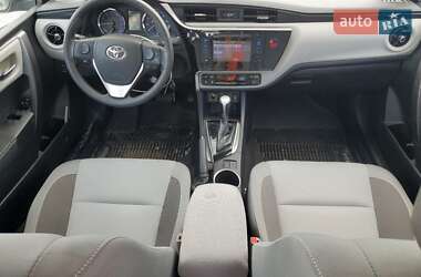 Седан Toyota Corolla 2018 в 