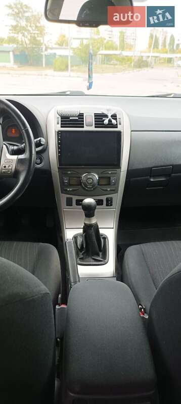 Седан Toyota Corolla 2008 в Харькове