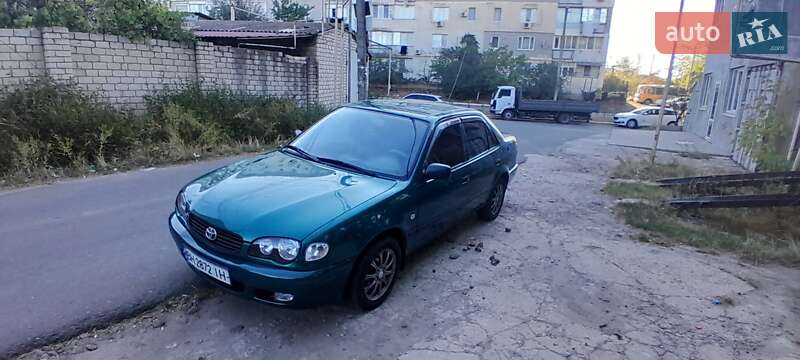 Седан Toyota Corolla 2000 в Одессе