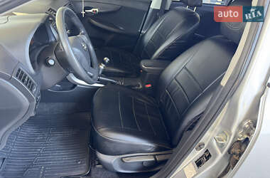 Седан Toyota Corolla 2012 в 