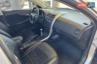 Седан Toyota Corolla 2012 в 