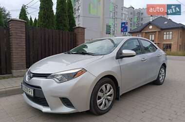 Седан Toyota Corolla 2016 в Львове