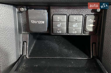 Седан Toyota Corolla 2015 в 