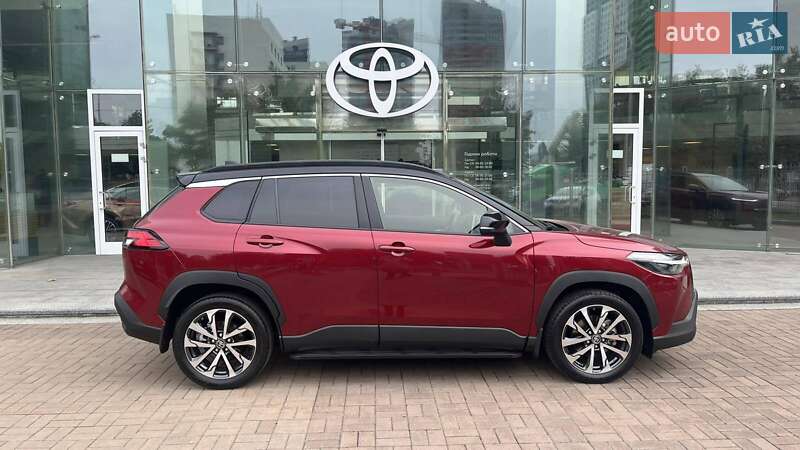 Хэтчбек Toyota Corolla 2024 в Киеве фото 16 Хэтчбек Toyota Corolla 2024 в Киеве