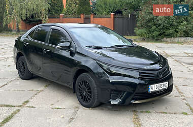 Седан Toyota Corolla 2014 в 
