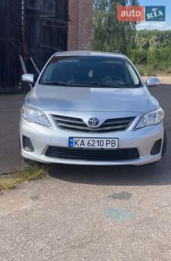 Седан Toyota Corolla 2011 в 