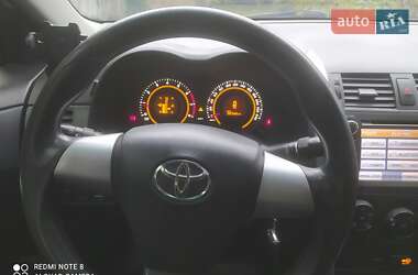 Седан Toyota Corolla 2012 в 
