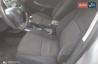 Седан Toyota Corolla 2012 в 
