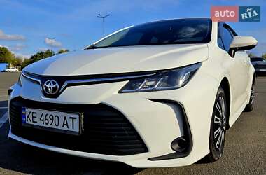 Седан Toyota Corolla 2019 в Днепре