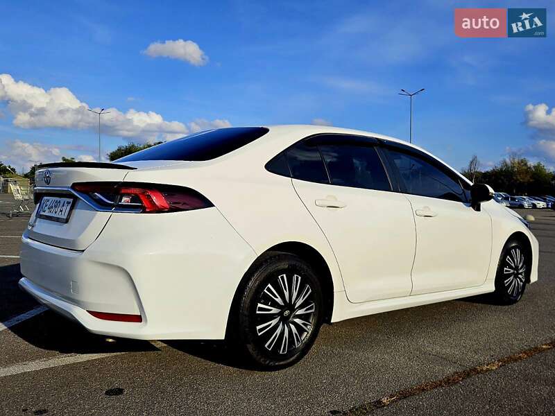 Седан Toyota Corolla 2019 в Днепре