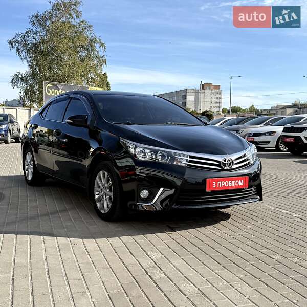 Седан Toyota Corolla 2016 в Полтаве