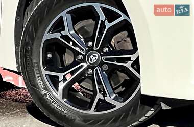 Седан Toyota Corolla 2013 в 