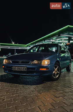 Хэтчбек Toyota Corolla 1995 в Николаеве