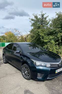 Седан Toyota Corolla 2013 в Тернівці