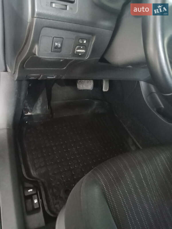 Седан Toyota Corolla 2008 в Житомире