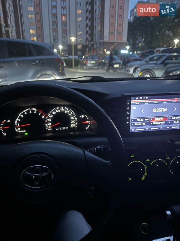 Хетчбек Toyota Corolla 2002 в Києві фото 15 Хетчбек Toyota Corolla 2002 в Києві