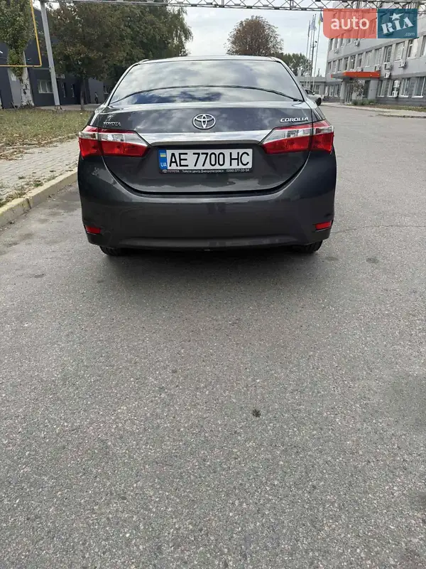 Toyota Corolla 2015