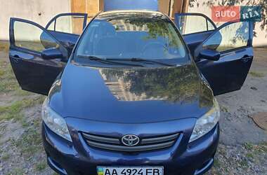 Седан Toyota Corolla 2007 в Киеве