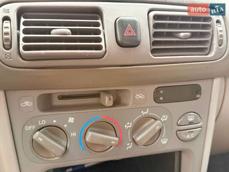 Хэтчбек Toyota Corolla 1997 в Харькове