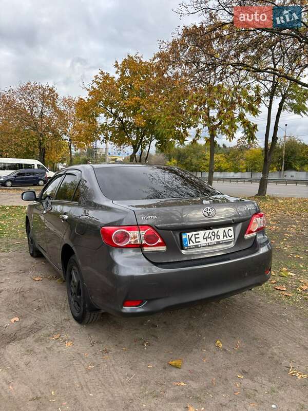 Седан Toyota Corolla 2010 в Днепре фото 4 Седан Toyota Corolla 2010 в Днепре