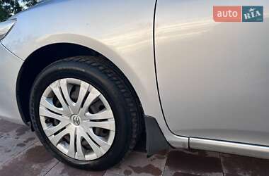 Седан Toyota Corolla 2011 в 