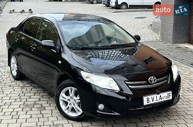 Седан Toyota Corolla 2008 в Івано-Франківську