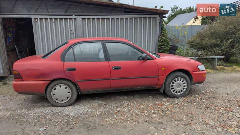 Седан Toyota Corolla 1992 в Одессе