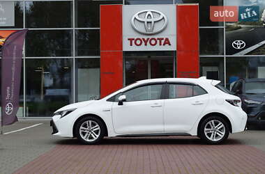 Хэтчбек Toyota Corolla 2019 в 
