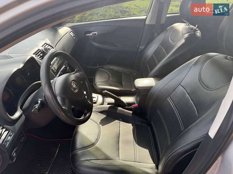 Седан Toyota Corolla 2009 в Одессе