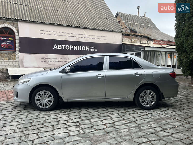 Седан Toyota Corolla 2011 в Белой Церкви