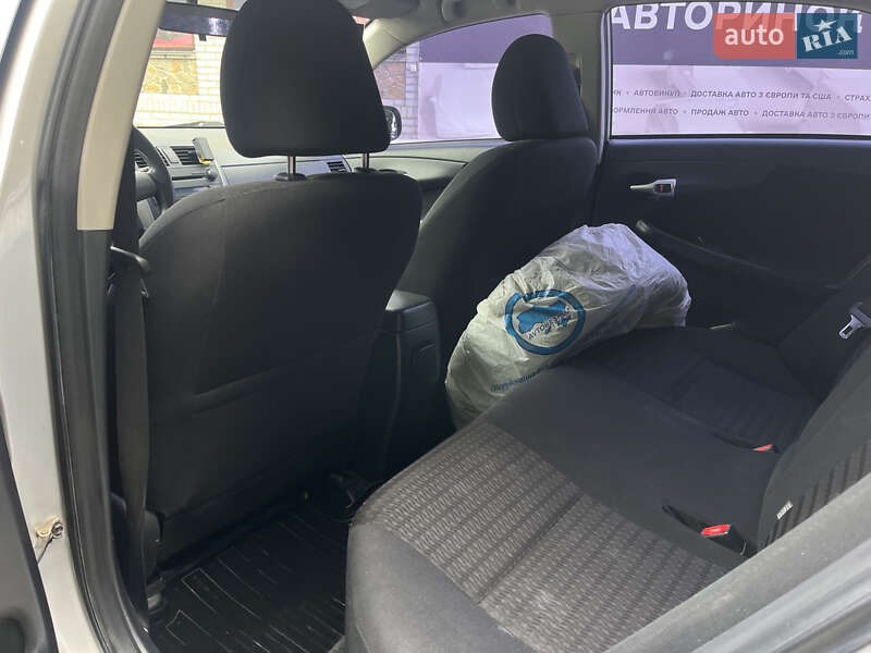 Седан Toyota Corolla 2011 в Белой Церкви