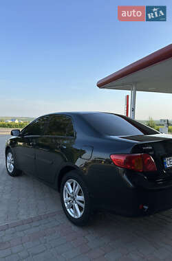 Седан Toyota Corolla 2009 в 