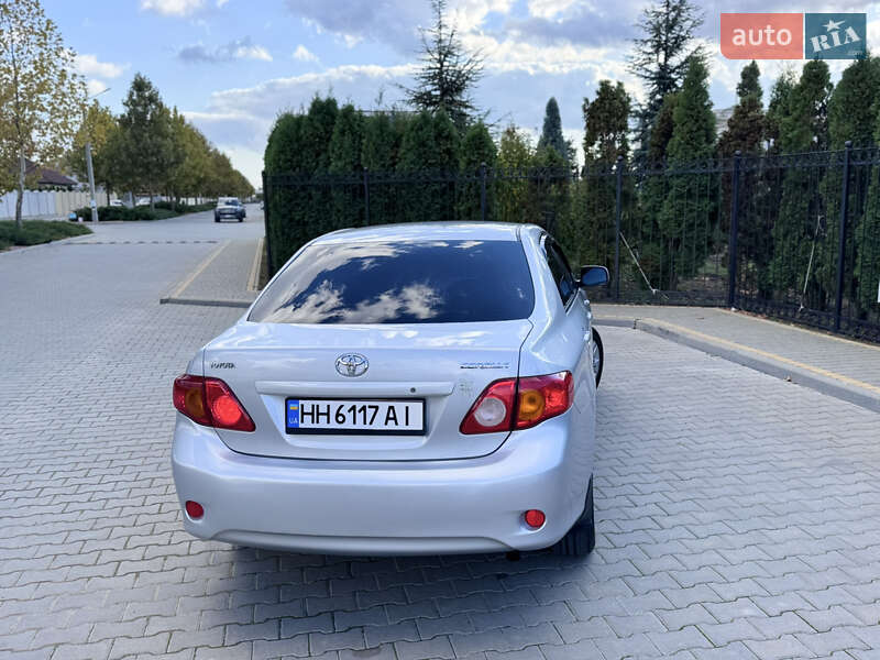 Седан Toyota Corolla 2008 в Одессе