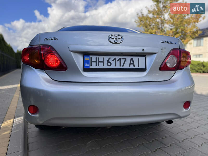 Седан Toyota Corolla 2008 в Одессе