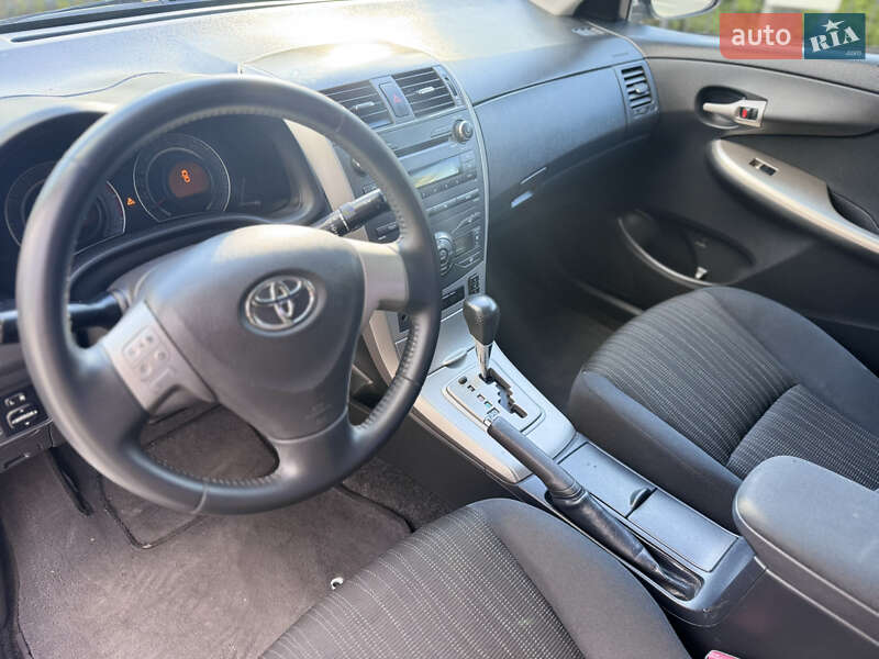 Седан Toyota Corolla 2008 в Одессе